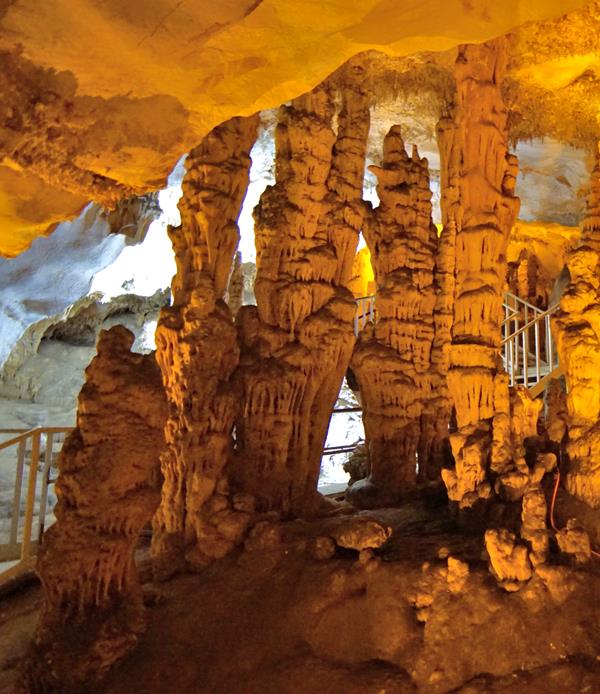 Gilindire grotten Aydincik Aynaligöl Magaresi Tyrkia