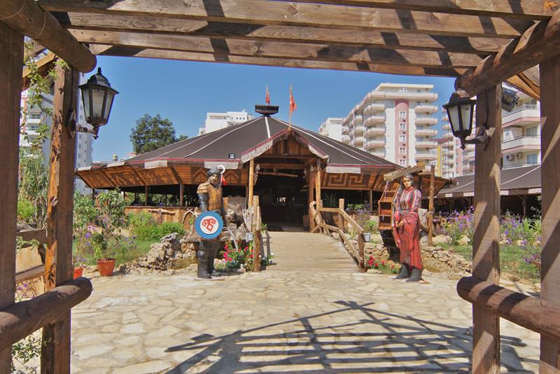 Yoruk Cadiri, en autentisk nomadepark midt i Mahmutlar 