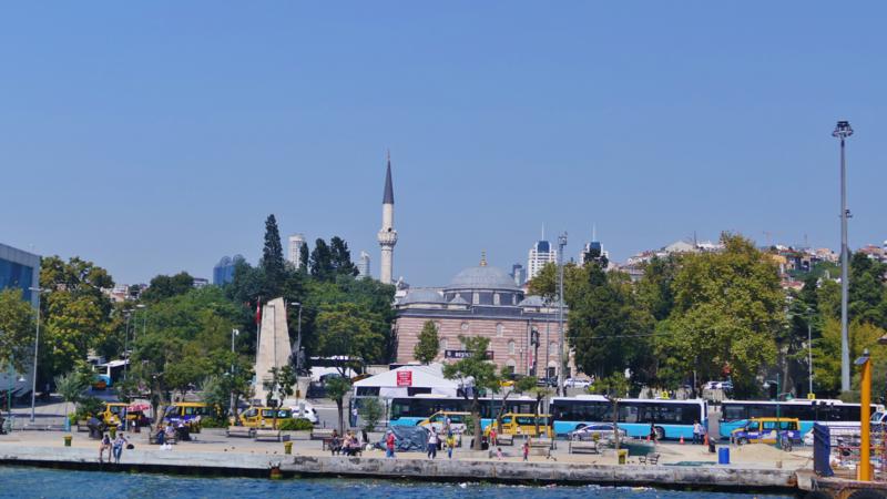 Besiktas Istanbul Bosporostur Tyrkia
