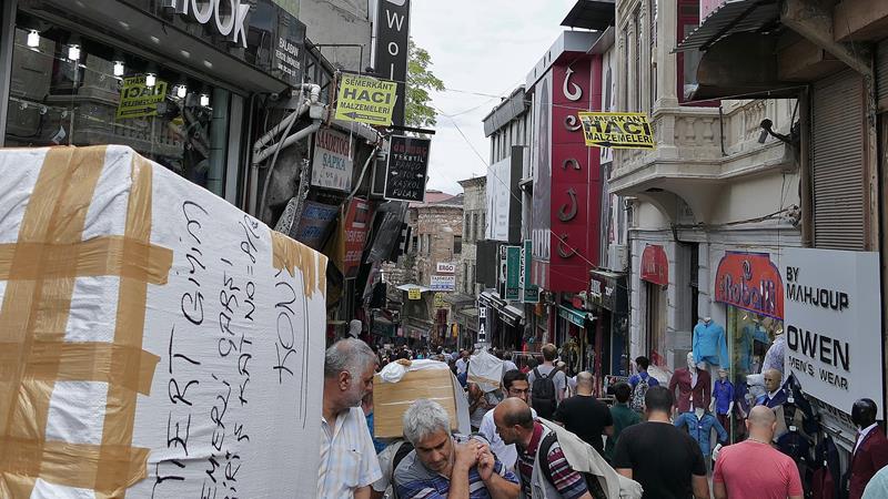 Bazarormådene  Istanbul Tyrkia