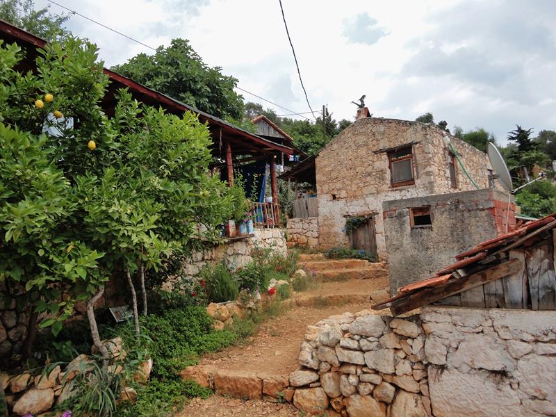 Kaleköy er fredet med gamle hus og vakker natur