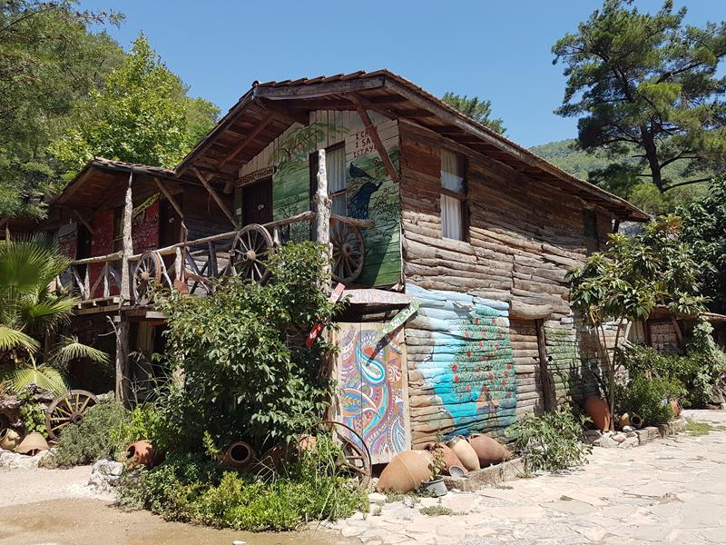 Moderne Olympos hippieby Tyrkia